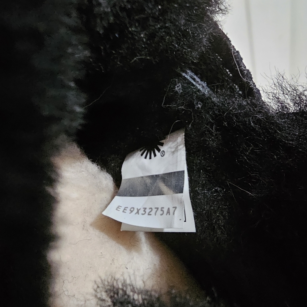 Ugg Mckay Ankle Boots - Picture 5 of 6